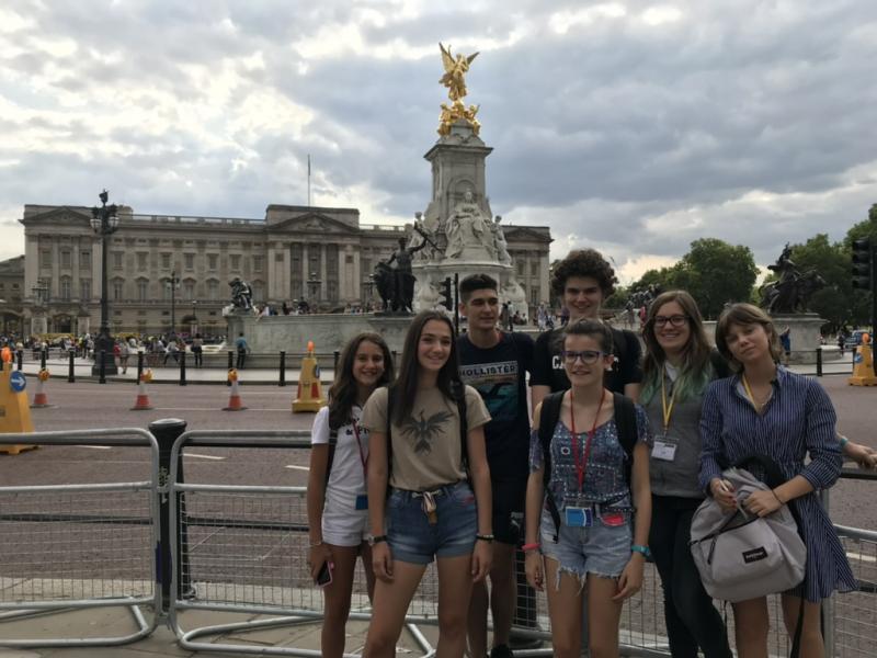 Londra! Soggiorno linguistico Junior Summer Camp 2024! Programma ENGLISH + LONDON estate 2024 per ragazzi dagli 11 ai 17 anni
