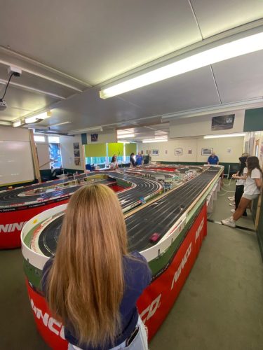 Summer Camp Londraef516a0d-ef60-46f1-a454-49f1a7c481eb